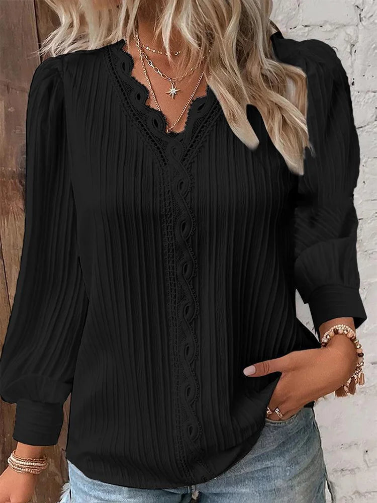 Umika - Elegant Women's Blouse with Timeless Design and Modern Versatility