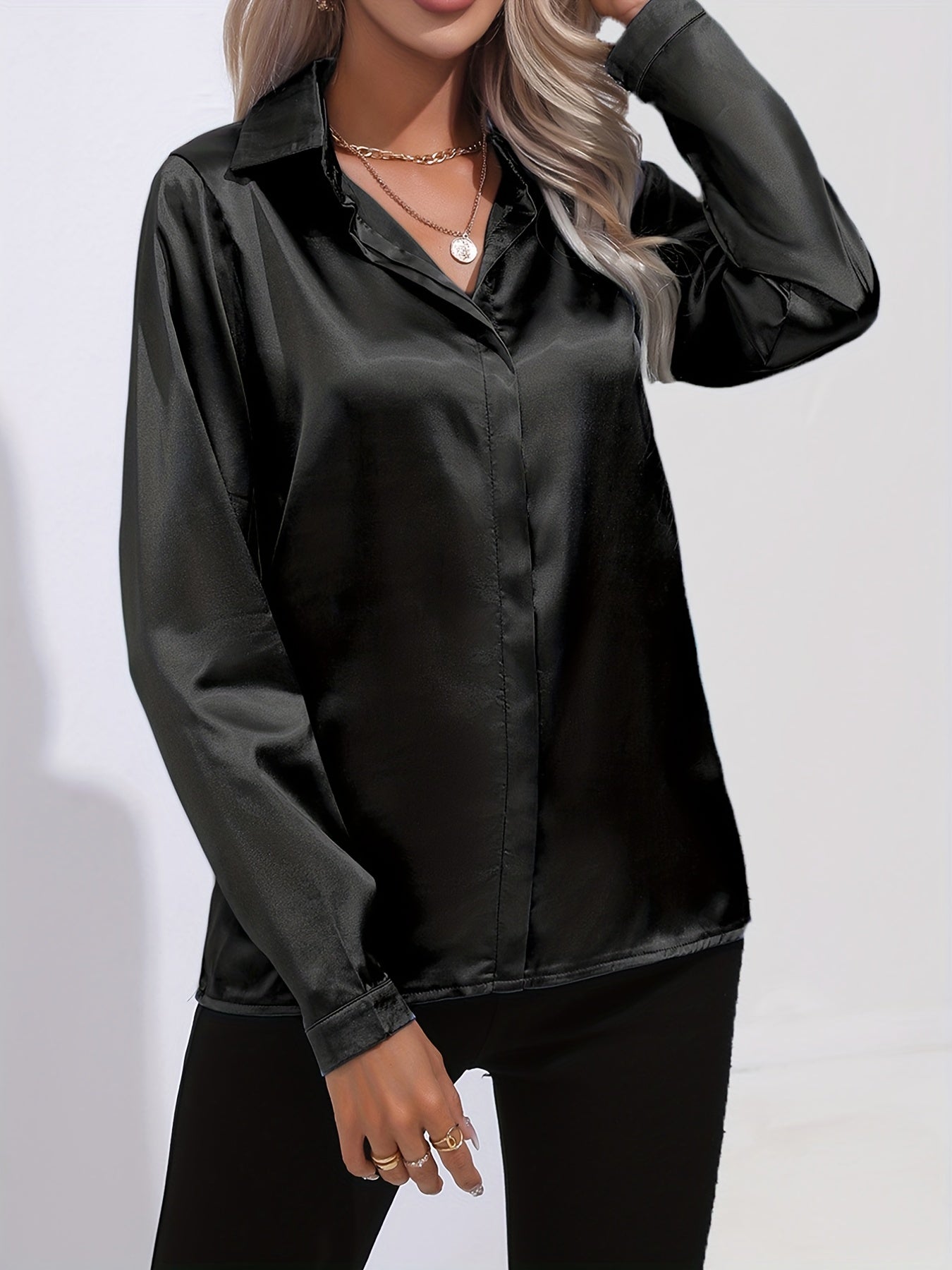 Dora - Elegant Women's Blouse in Luxurious Satin Finish