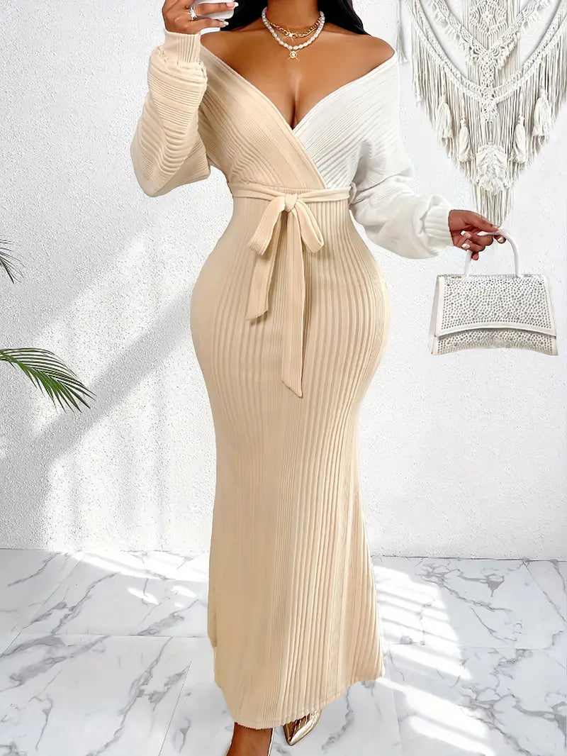Rhianna - Elegant Long-Sleeved Maxi Dress with Tie Waist and Off-Shoulder Neckline