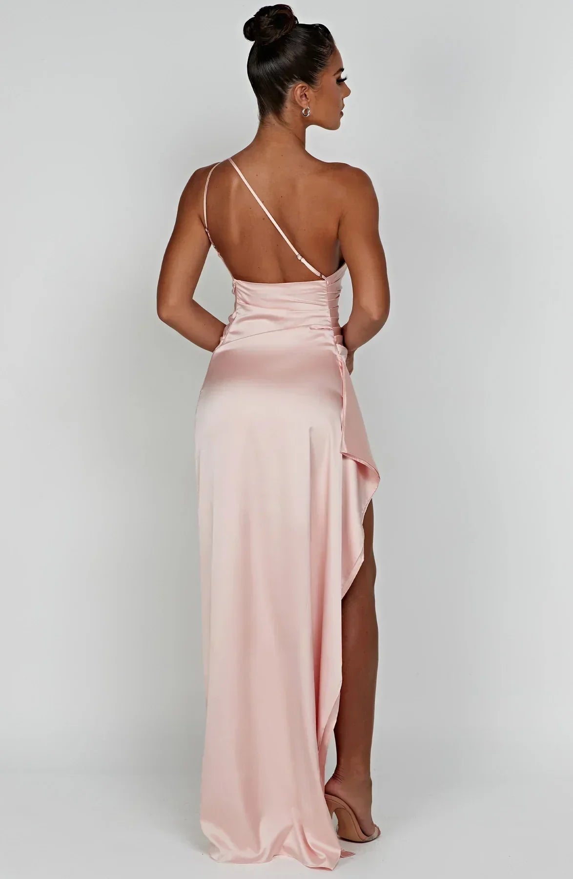 Olivianne - Elegant Pleated Satin Slit Dress with One-Shoulder Design