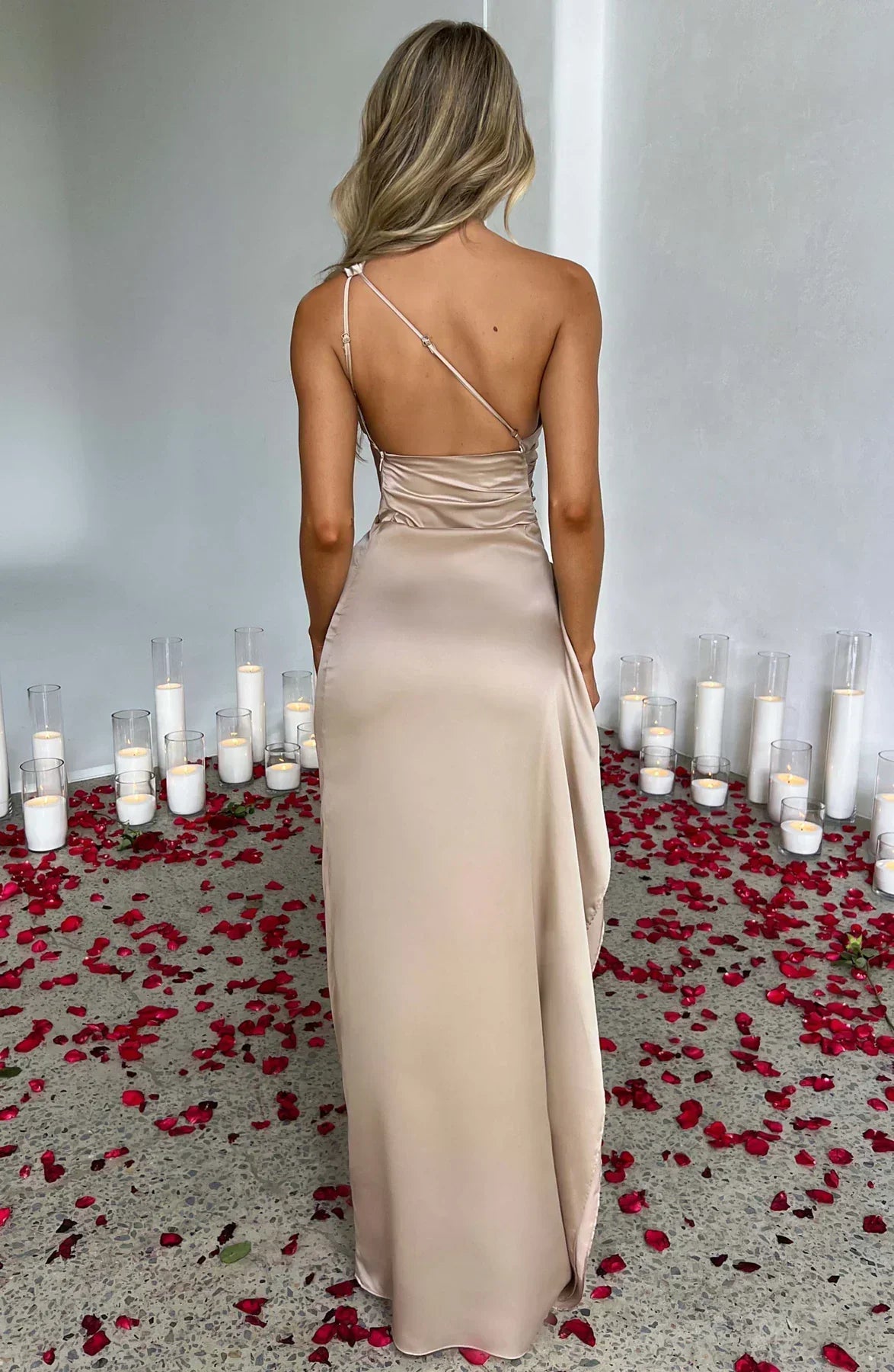 Olivianne - Elegant Pleated Satin Slit Dress with One-Shoulder Design