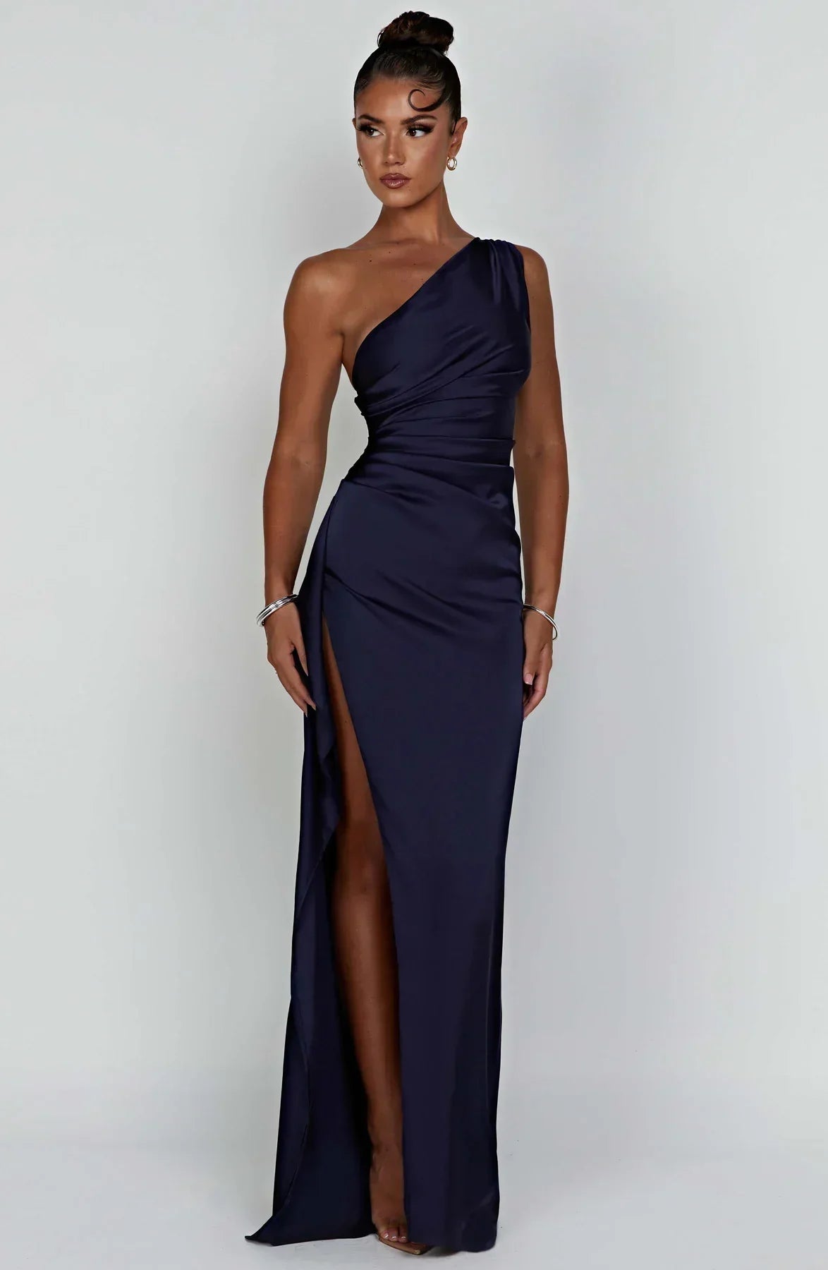 Olivianne - Elegant Pleated Satin Slit Dress with One-Shoulder Design