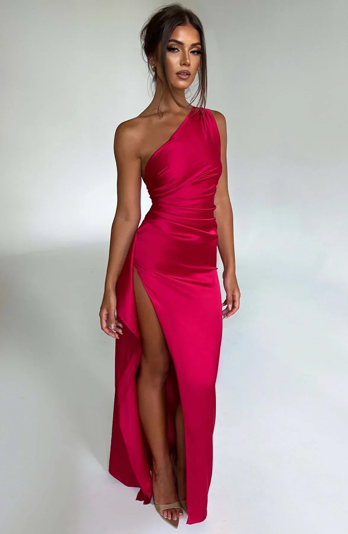Olivianne - Elegant Pleated Satin Slit Dress with One-Shoulder Design