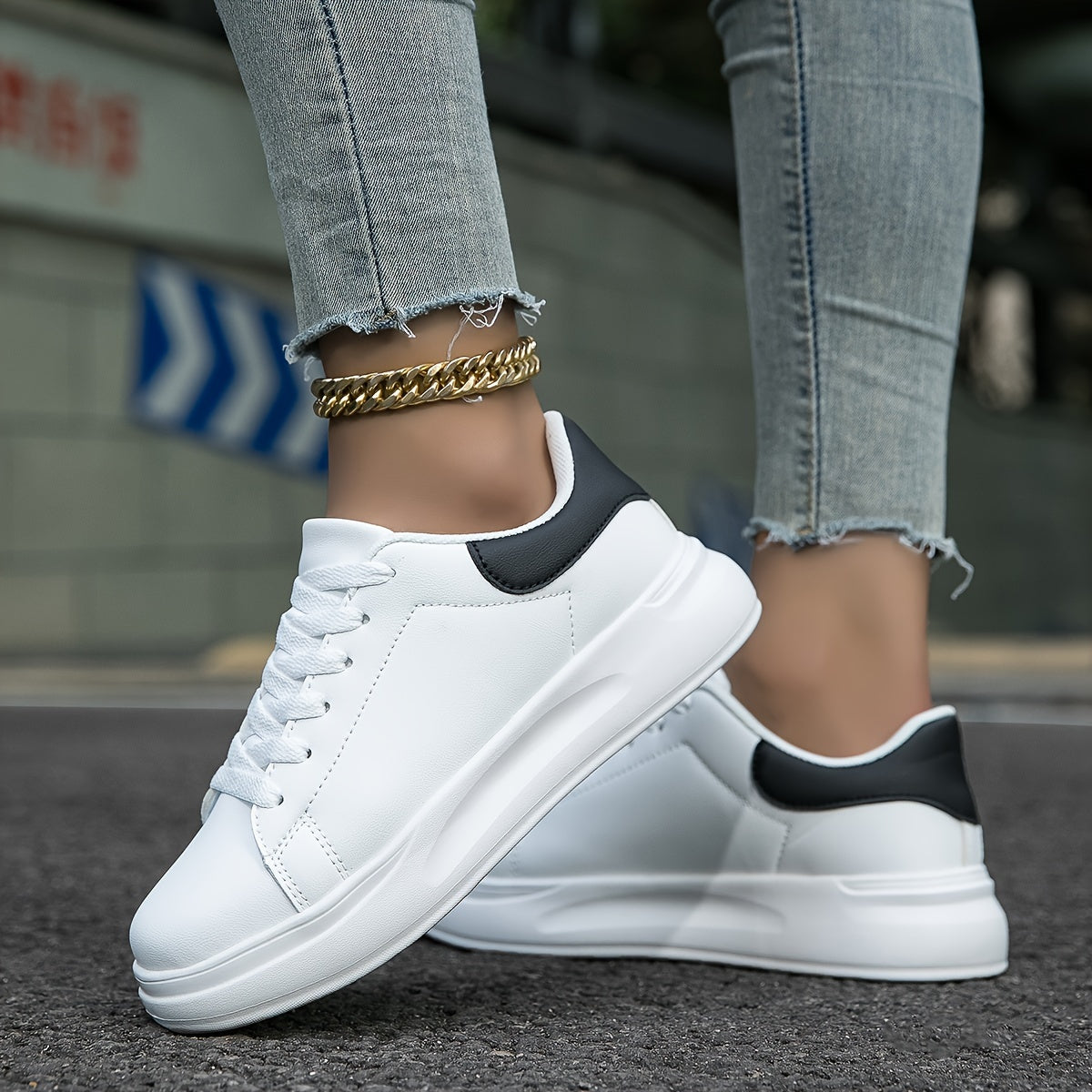 Melrose - Lightweight and Comfortable Women's Orthopedic Sneakers in White