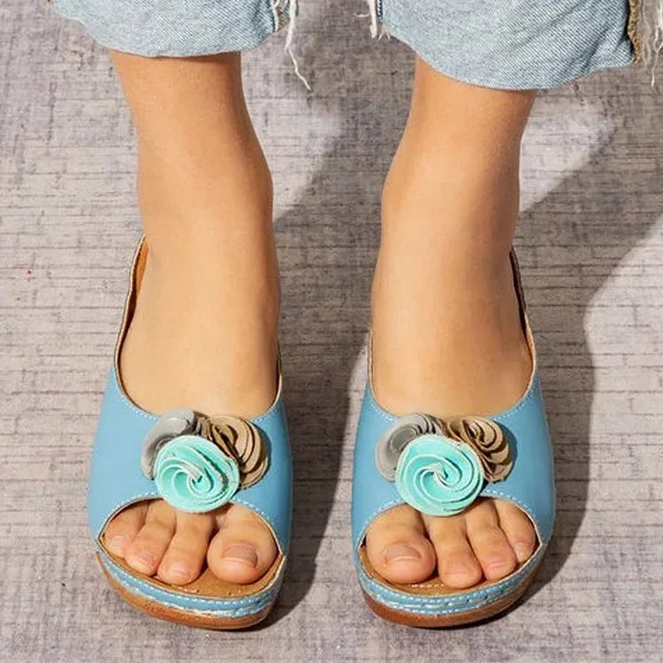 Josephine - Elegant Wedge Sandals with Floral Appliqué and Comfortable Design