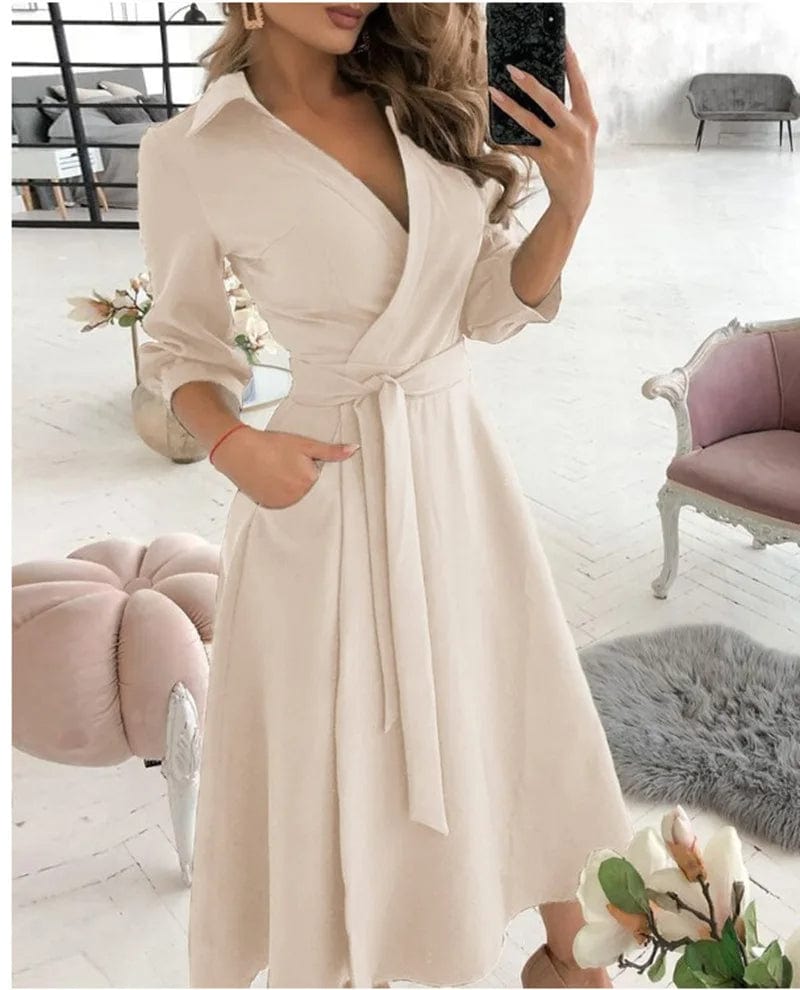 Paityn - Elegant Wrap Dress with Butterfly Print for Sophisticated Style