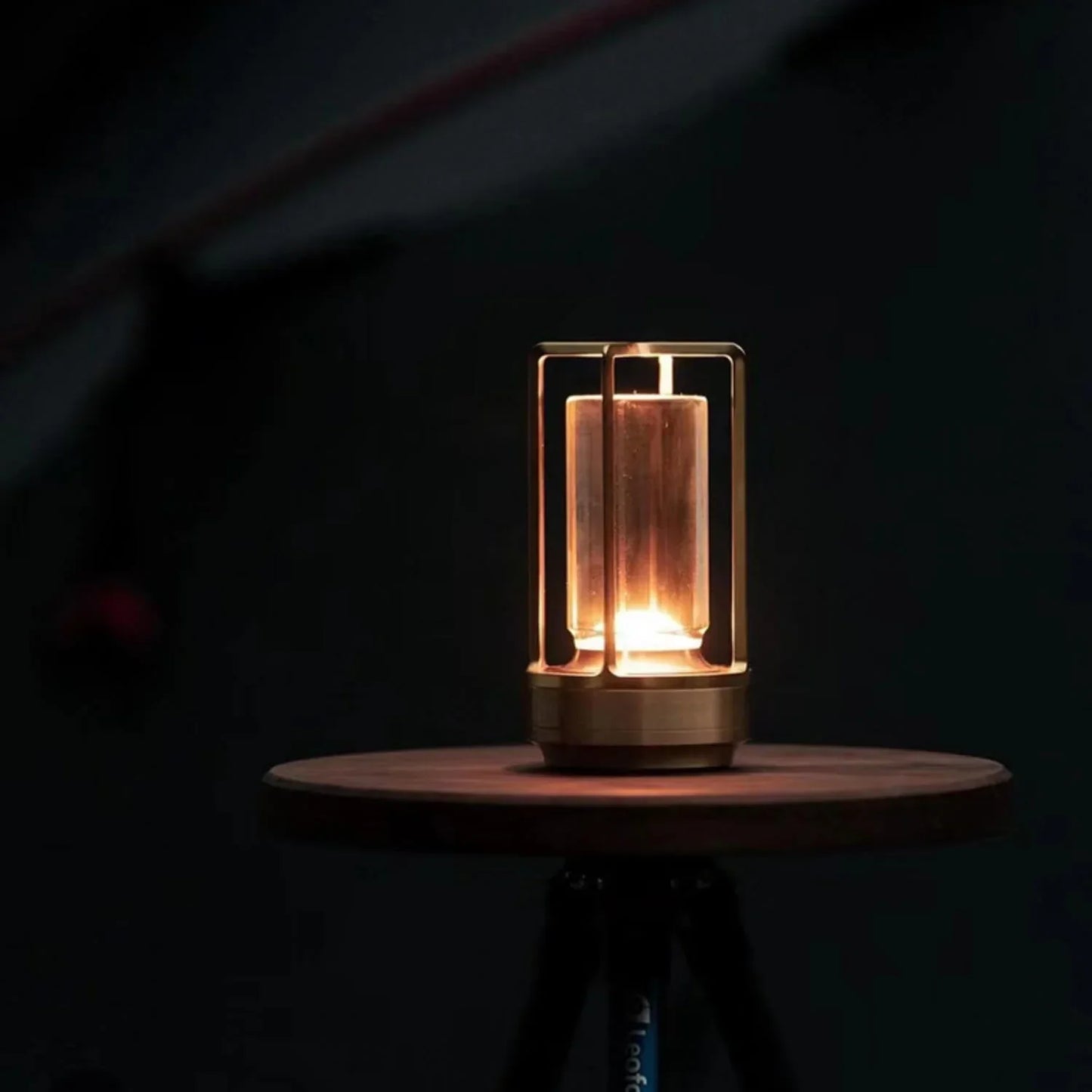 Illusora - Aurora Table Lamp With Brass Frame And Glass Shade