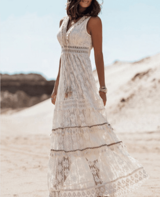Honora – Romantisches Boho-Spitzenkleid mit fließender Silhouette