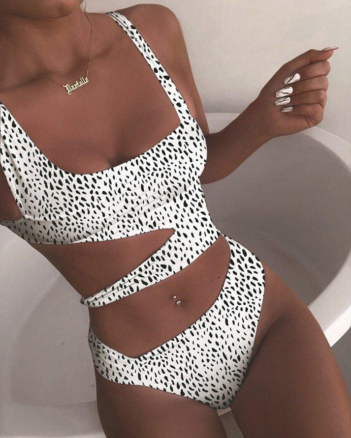 Evra - Stylish Summer Push-Up Monokini for Beach and Pool Fun