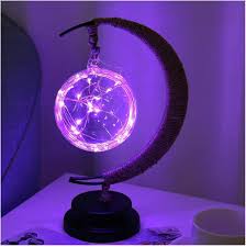 LustraPod - Enchanted Lunar Lamp with Magical Glow and Elegant Design