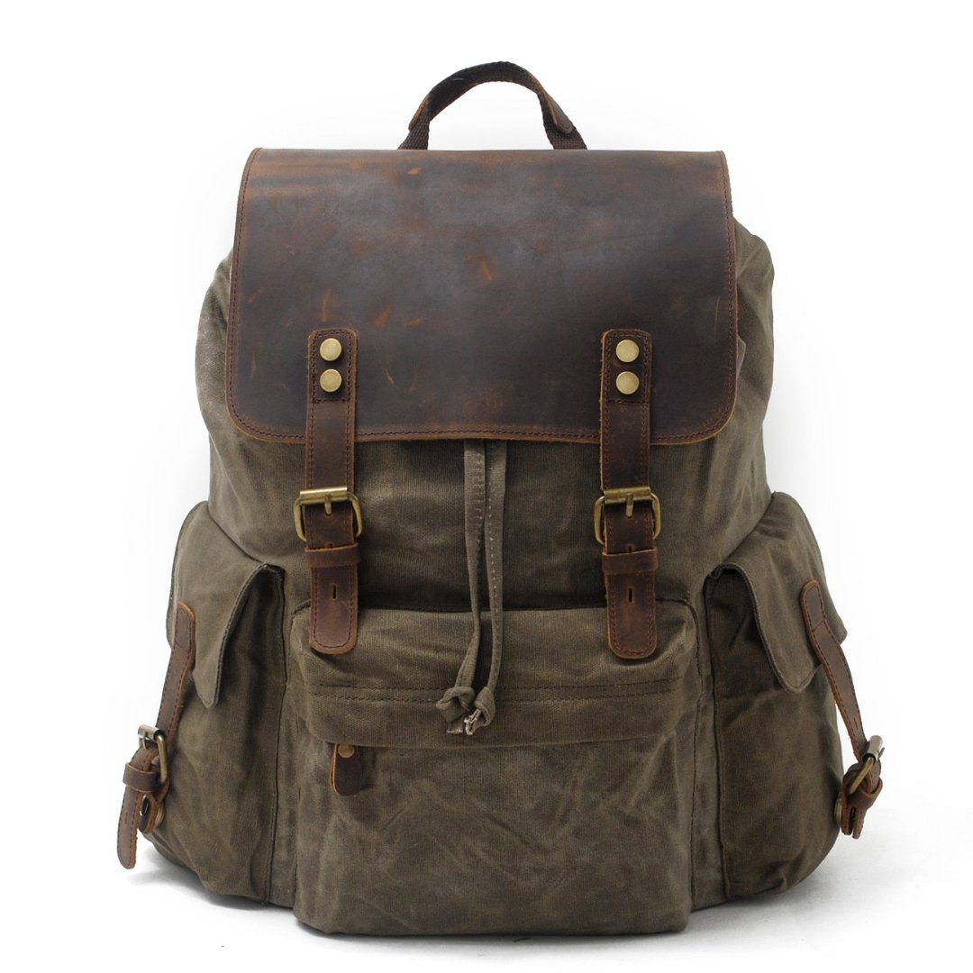 Amos - Vintage Outdoor Backpack with Robust Design and Retro Charm