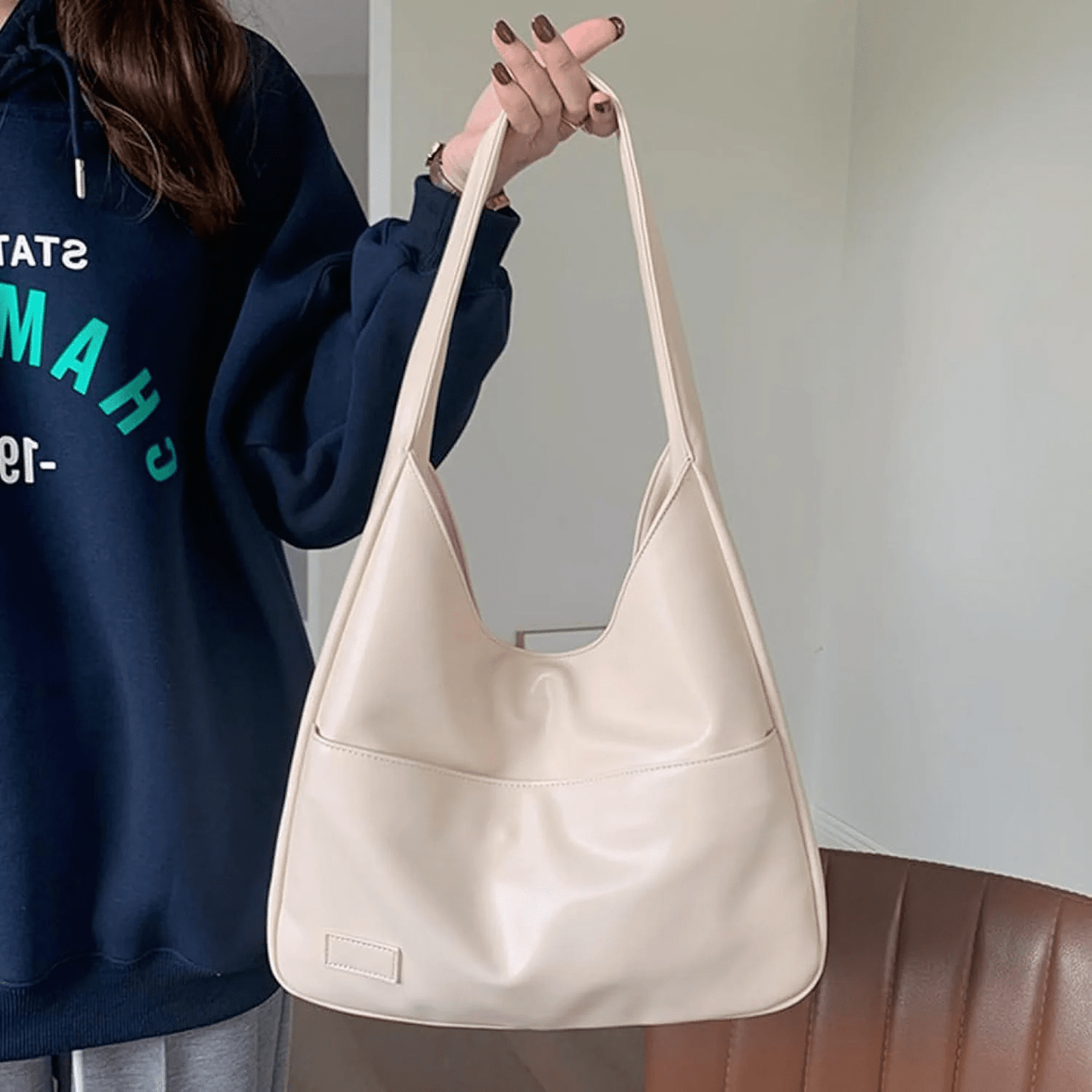 Zofia - Spacious and Stylish Large Shoulder Bag for Everyday Use