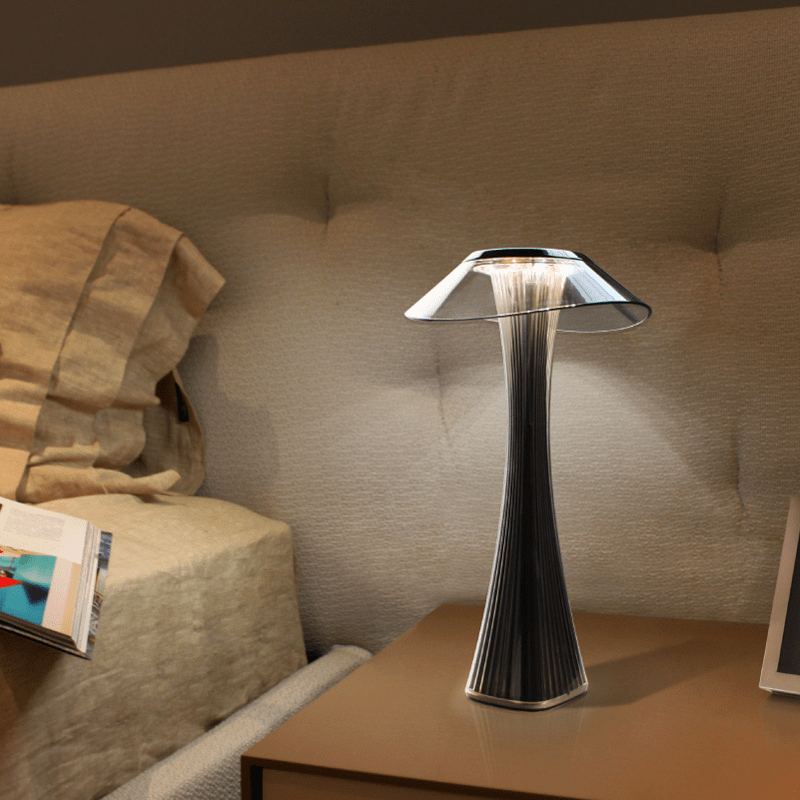LumaCraft - Elegant Wireless Table Lamp with Modern Design