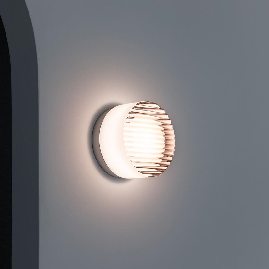 TwinkleTide - Elegant Modern Round Wall Light for Atmospheric Lighting