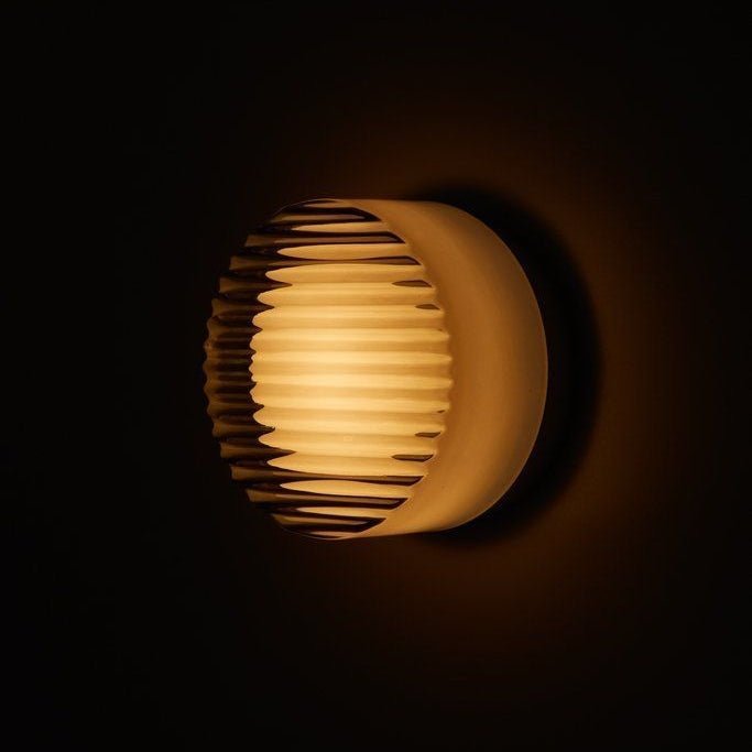 TwinkleTide - Elegant Modern Round Wall Light for Atmospheric Lighting