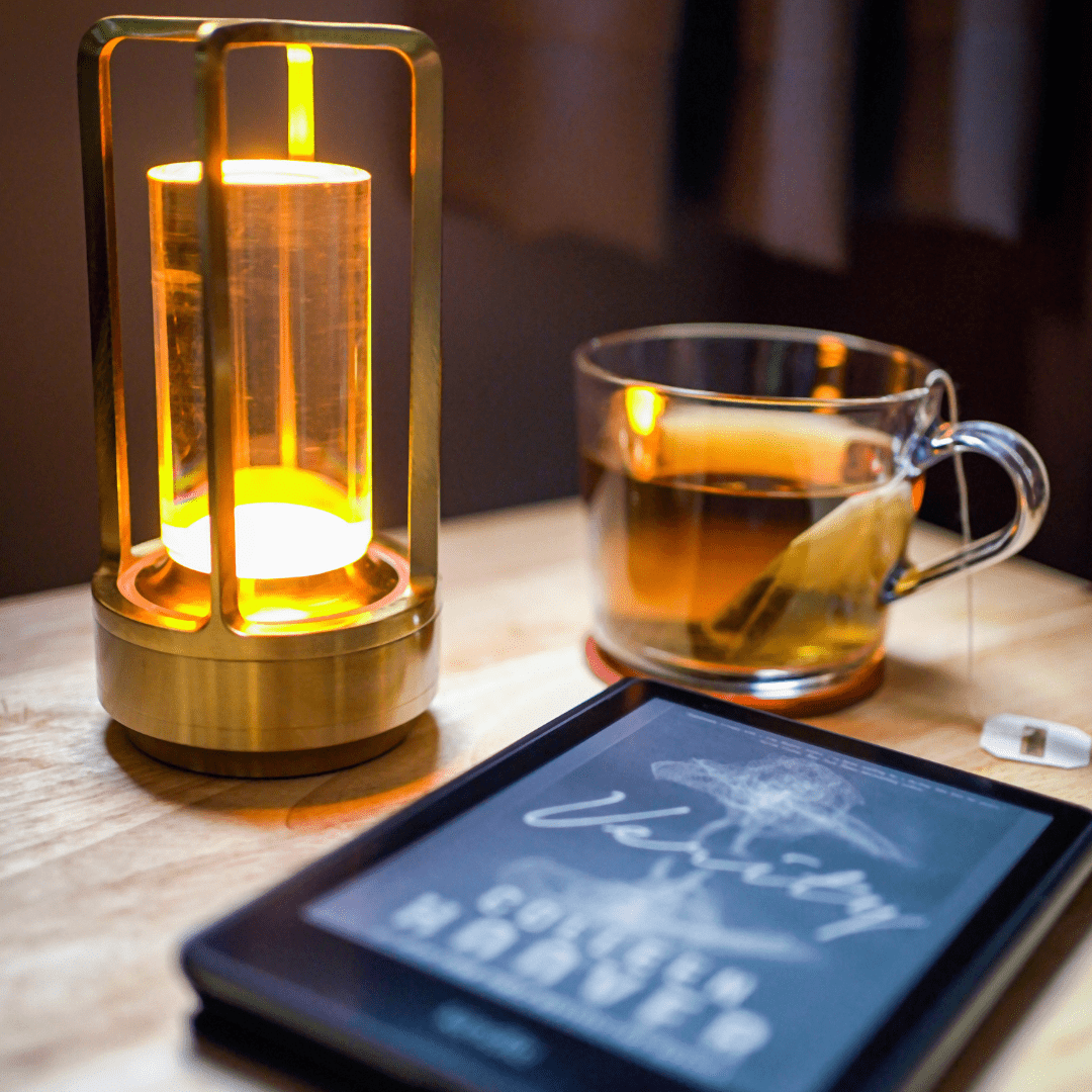 ShineCrate - Elegant Crystal Lantern for Cozy Illumination