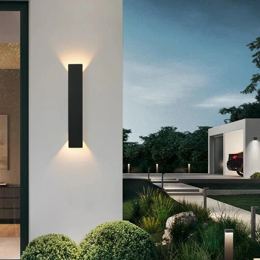 GloDune - Stylish Weatherproof Outdoor Wall Lamp for Elegant Lighting