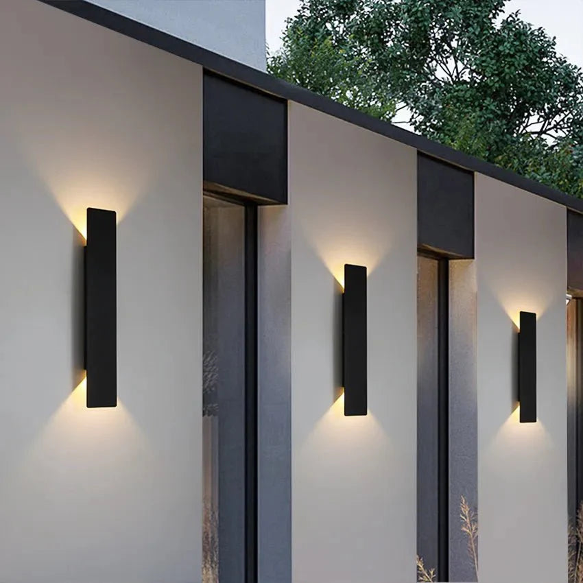 GloDune - Stylish Weatherproof Outdoor Wall Lamp for Elegant Lighting