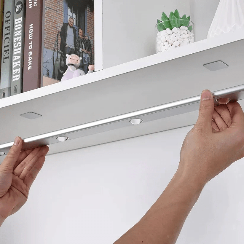 Rilla - Motion Sensor Light Bar for Effortless Lighting Solutions