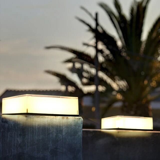 LumenLoom - Eco-Friendly Solar Outdoor Flashlight for Garden and Patio