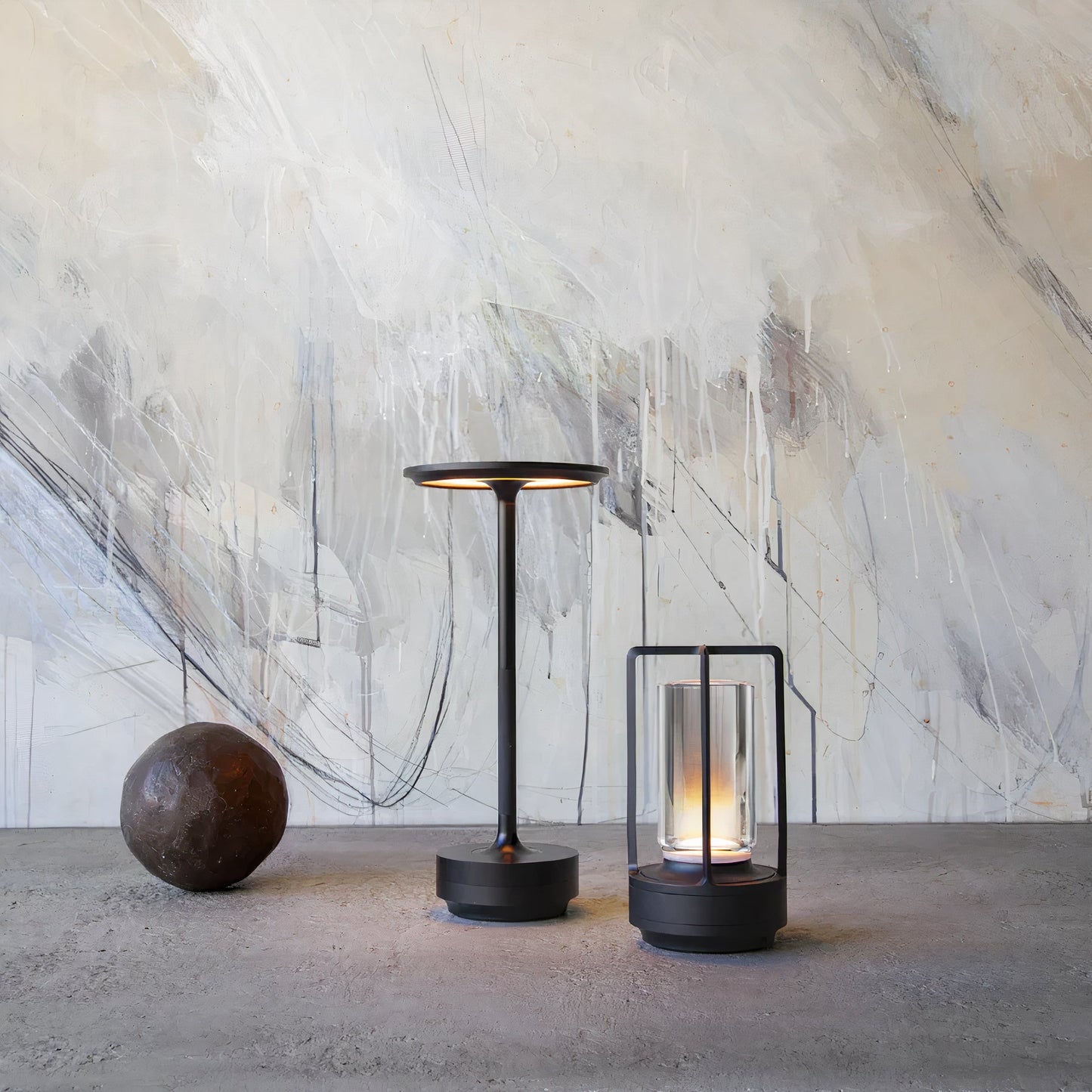 Shinelux- Elegant Minimalist Table Lamp for Modern Home Décor