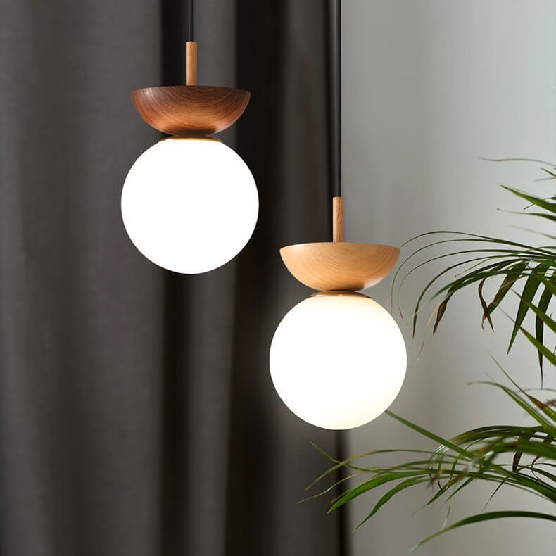 AuraCove - Minimalist Japanese Ceiling Light with Natural Wood Design