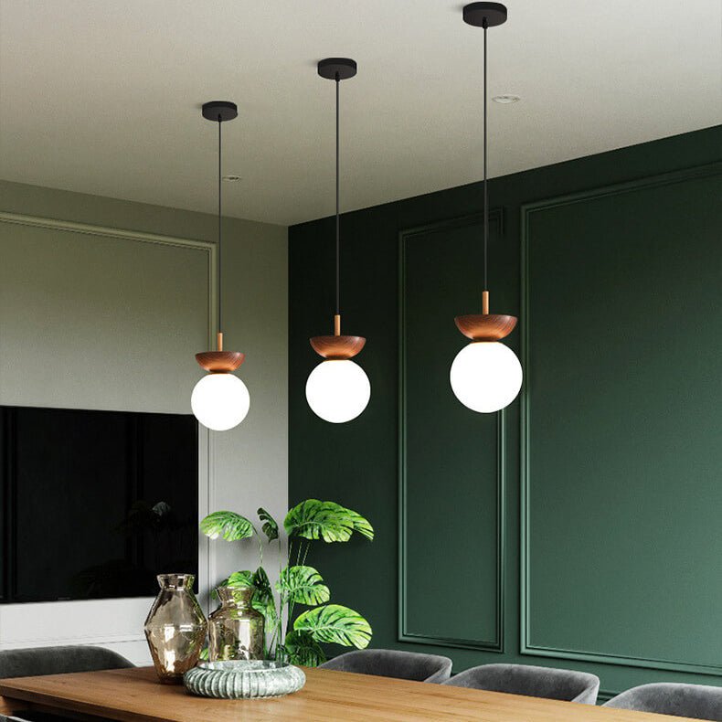 AuraCove - Minimalist Japanese Ceiling Light with Natural Wood Design
