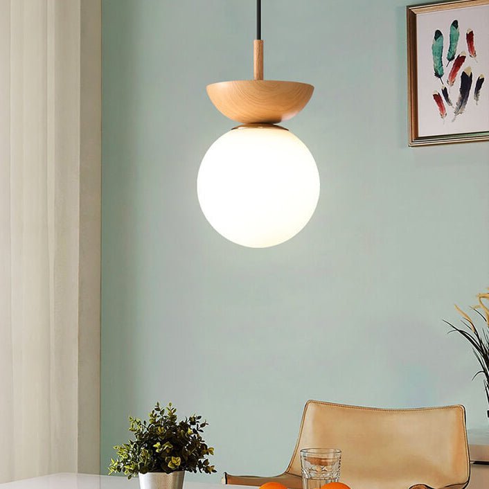 AuraCove - Minimalist Japanese Ceiling Light with Natural Wood Design