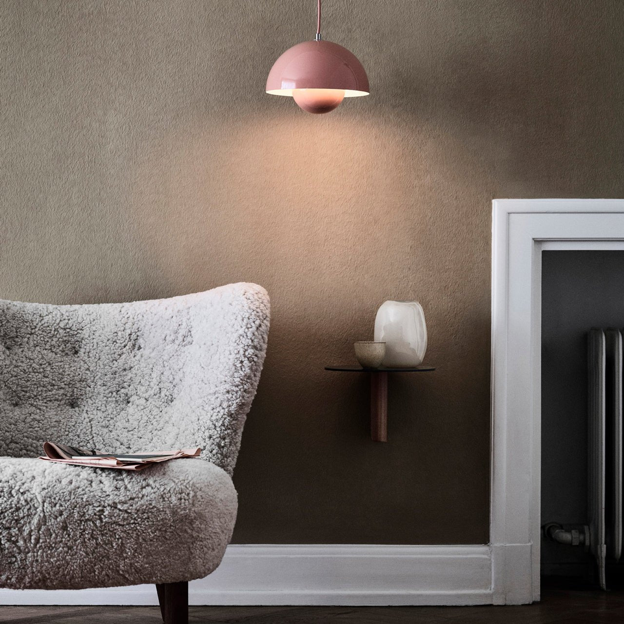 SculptLume - Modern Glazed Pendant Lamp for Elegant Ambiance