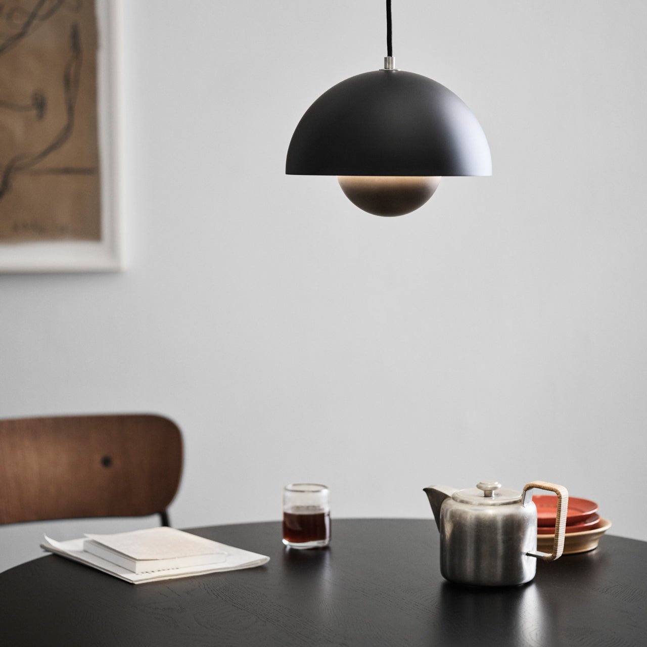 SculptLume - Modern Glazed Pendant Lamp for Elegant Ambiance