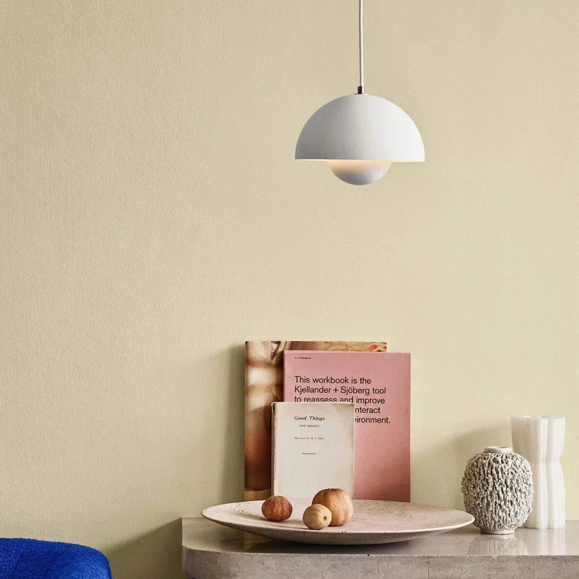 SculptLume - Modern Glazed Pendant Lamp for Elegant Ambiance