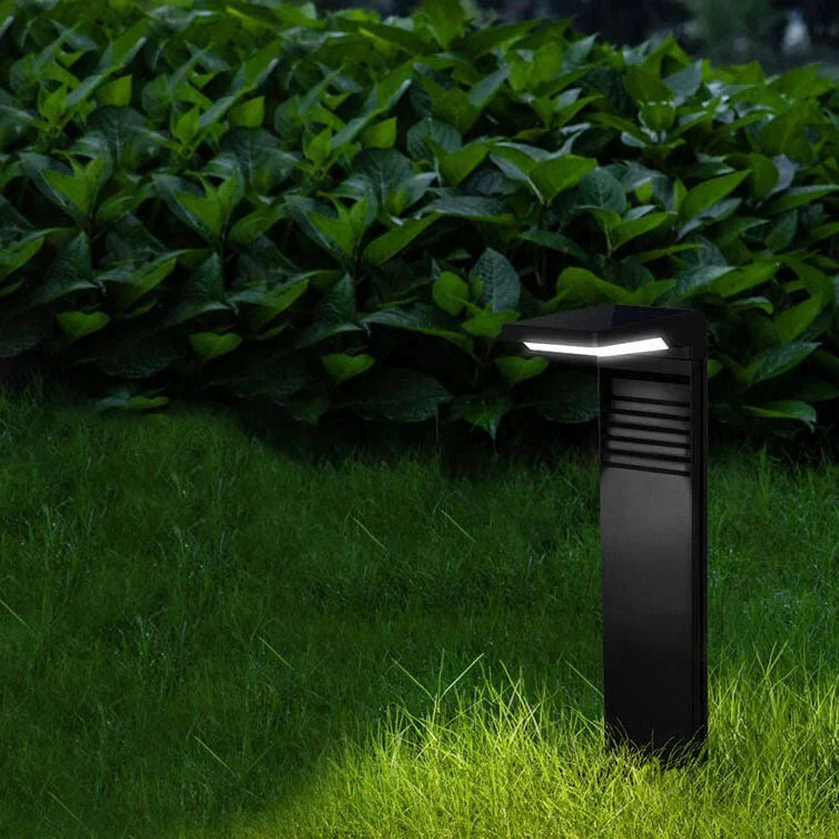 AmberAura - Stylish Outdoor Solar Lamp for Cozy Evenings