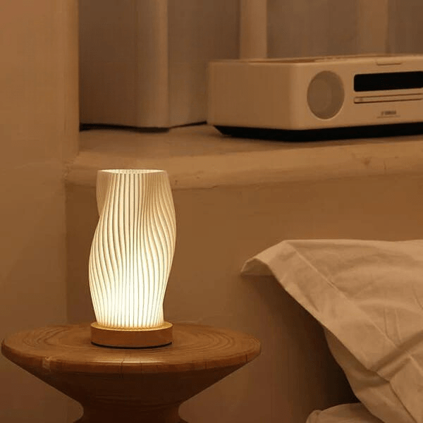 Tilda - Modern Wave-Shaped Table Lamp for Artistic Lighting