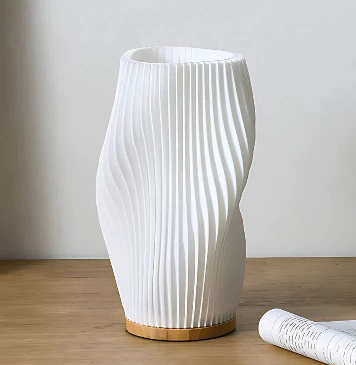 Tilda - Modern Wave-Shaped Table Lamp for Artistic Lighting