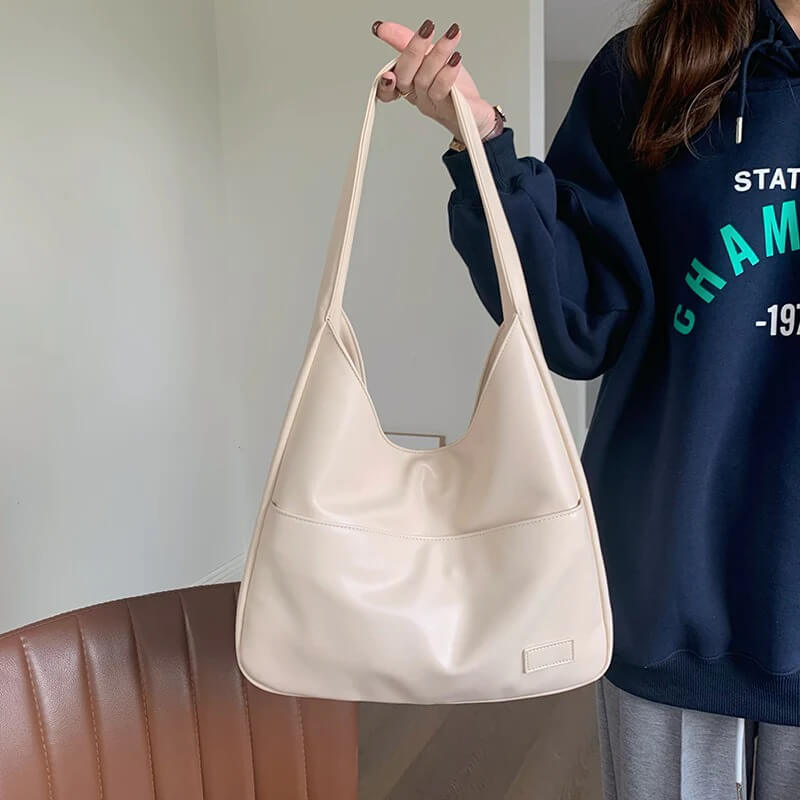Ruby - Spacious Shoulder Bag with Timeless Elegance and Ample Storage