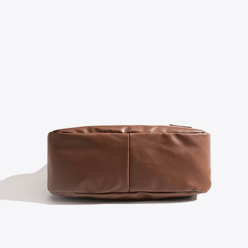 Ruby - Spacious Shoulder Bag with Timeless Elegance and Ample Storage