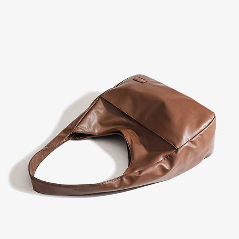Ruby - Spacious Shoulder Bag with Timeless Elegance and Ample Storage