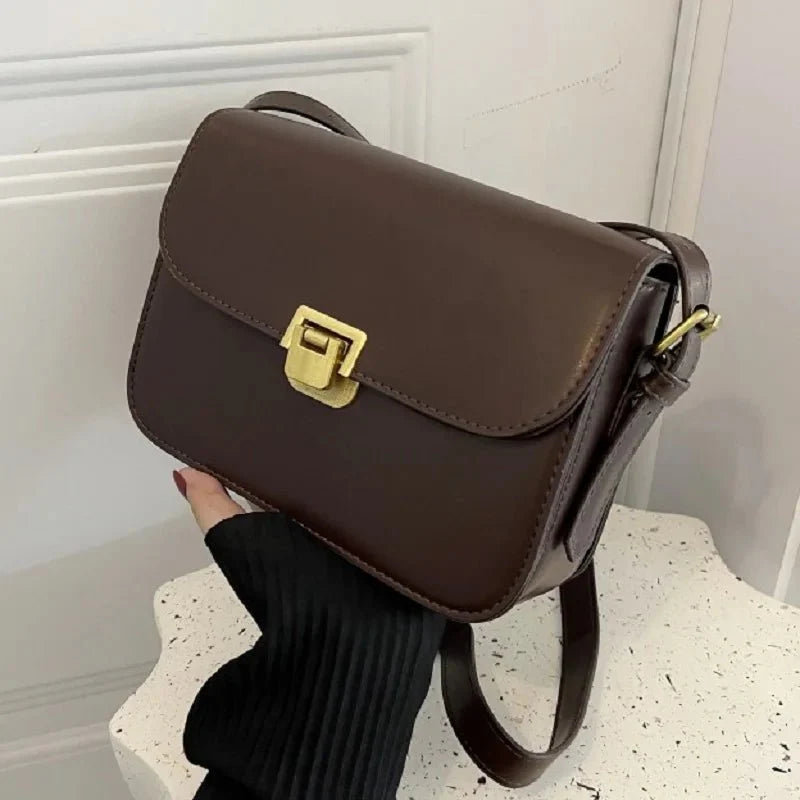 Roberta - Elegant Square Leather Shoulder Bag with Adjustable Strap