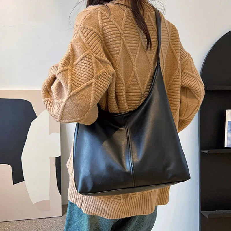Saffron - Spacious Leather Tote Bag with Elegant Design