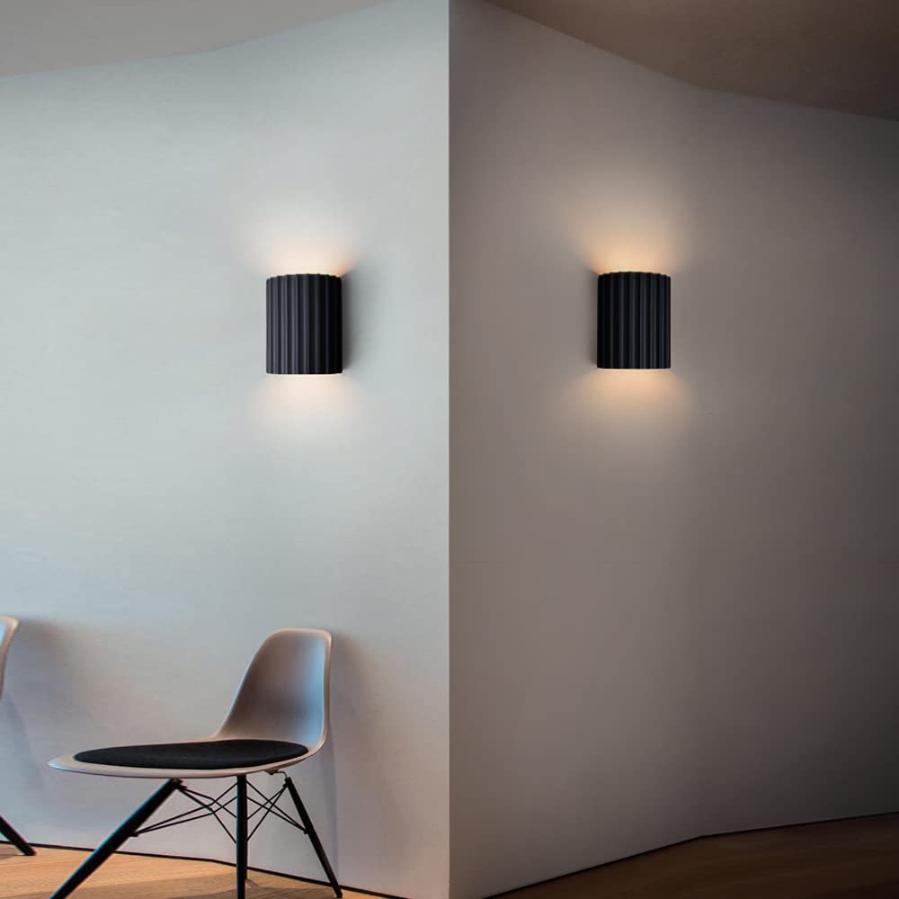 TerraLoom - Stylish Semicircular Wall Light for Modern Home Decor
