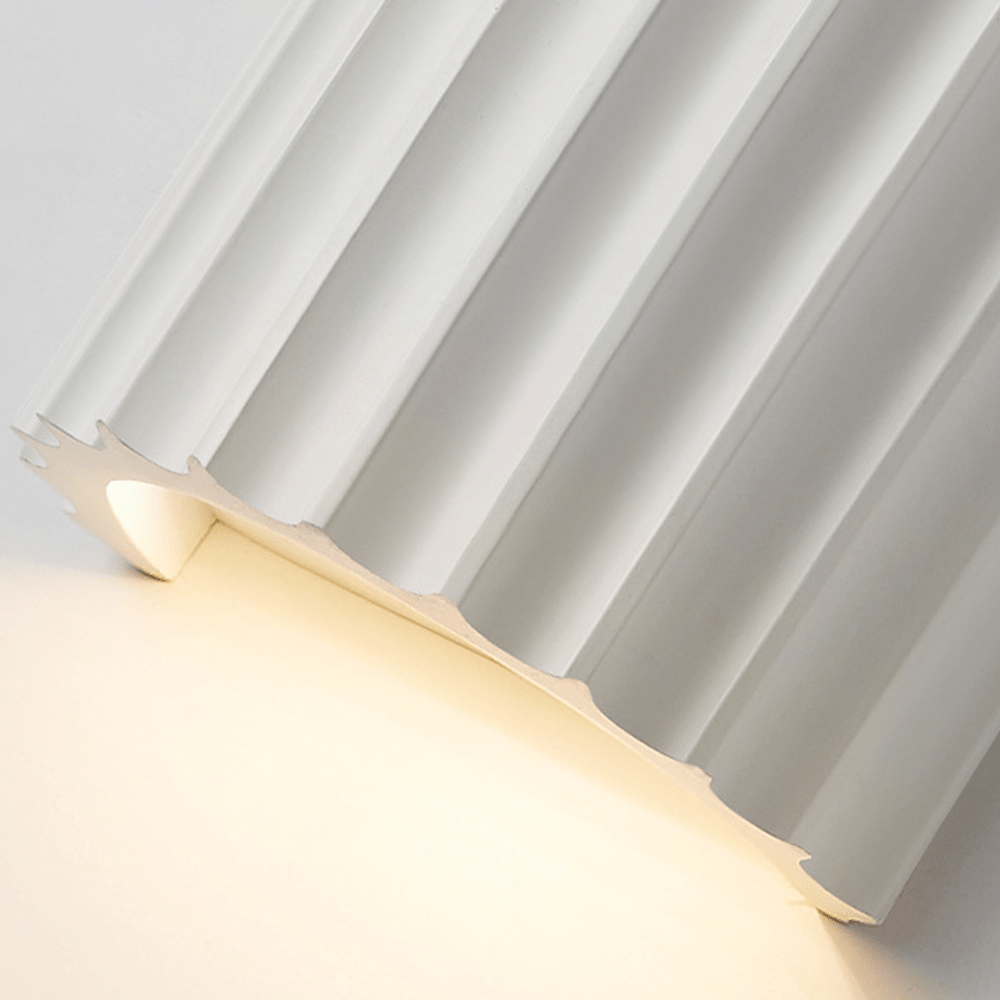 TerraLoom - Stylish Semicircular Wall Light for Modern Home Decor