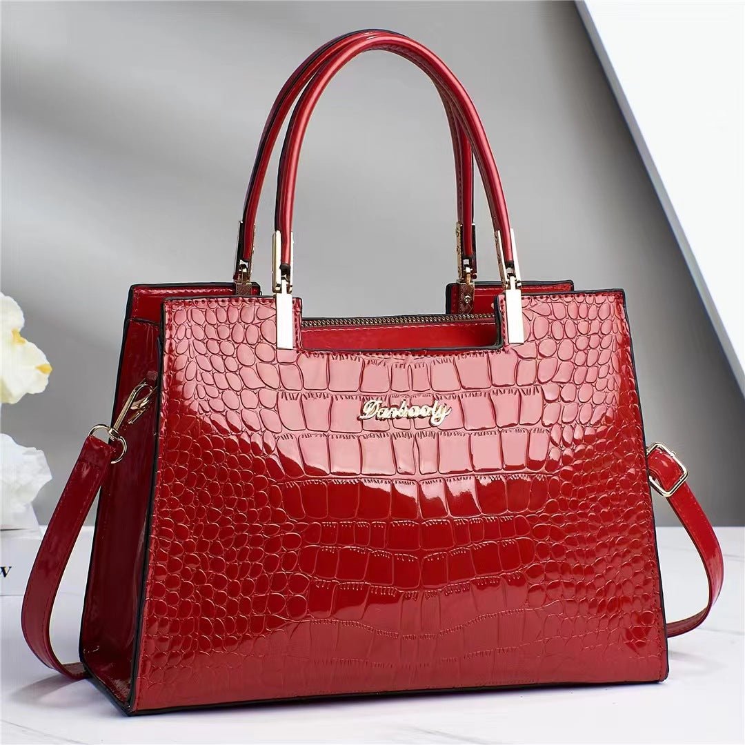 Melinda - Luxurious Shiny Crocodile Handbag for Stylish Looks