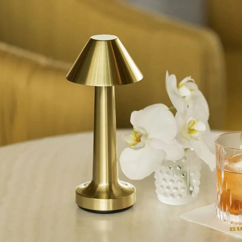 GemGlow - Stylish Wireless Table Lamp for Flexible Lighting Solutions