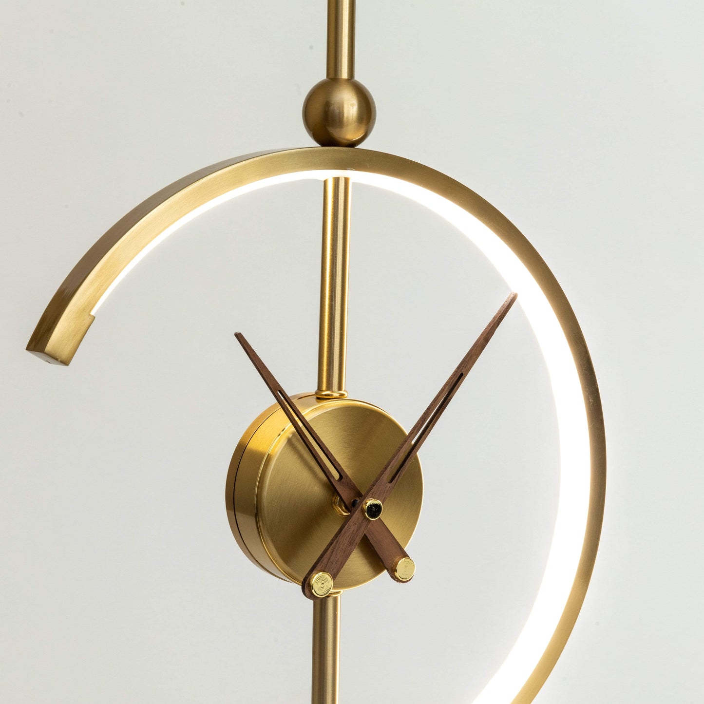 Glowfinity- Stylish Phare Clock Table Lamp with Integrated Light and Modern Design