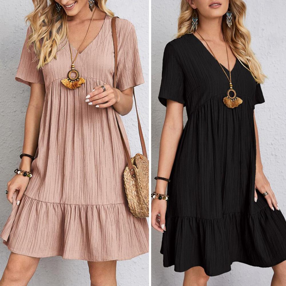 Marlowe - Casual Pleated Dress with Flattering Silhouette and Lightweight Comfort