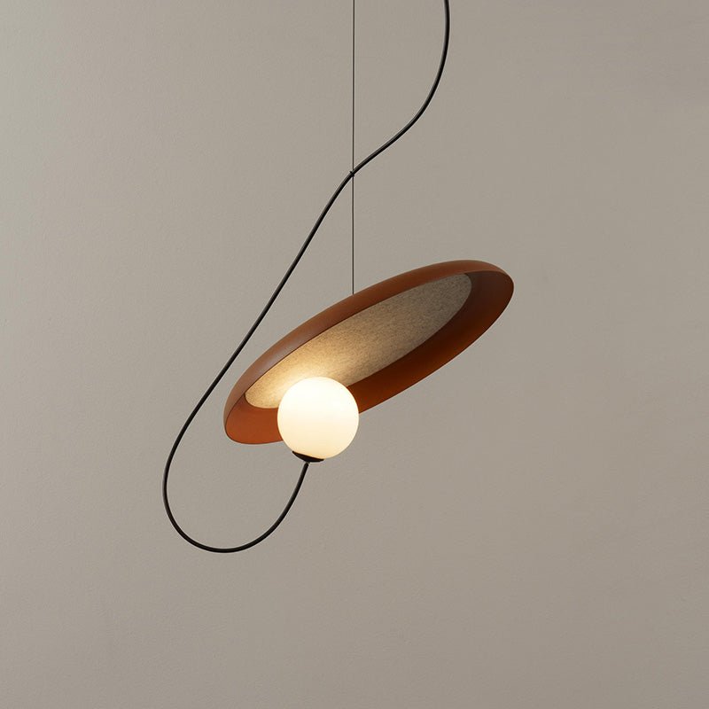 QuartzGlow - Stylish Industrial Pendant Light with Warm Illumination
