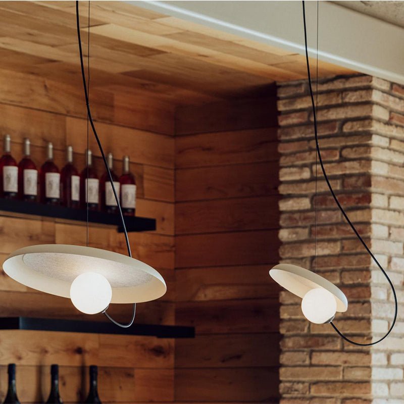 QuartzGlow - Stylish Industrial Pendant Light with Warm Illumination