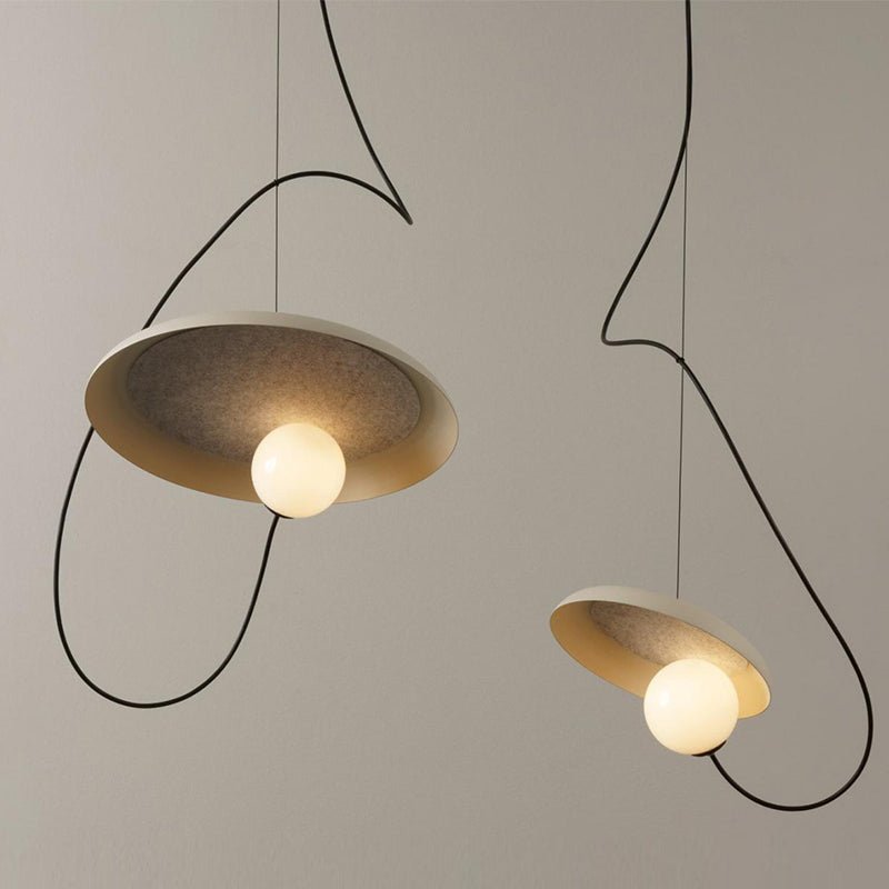 QuartzGlow - Stylish Industrial Pendant Light with Warm Illumination