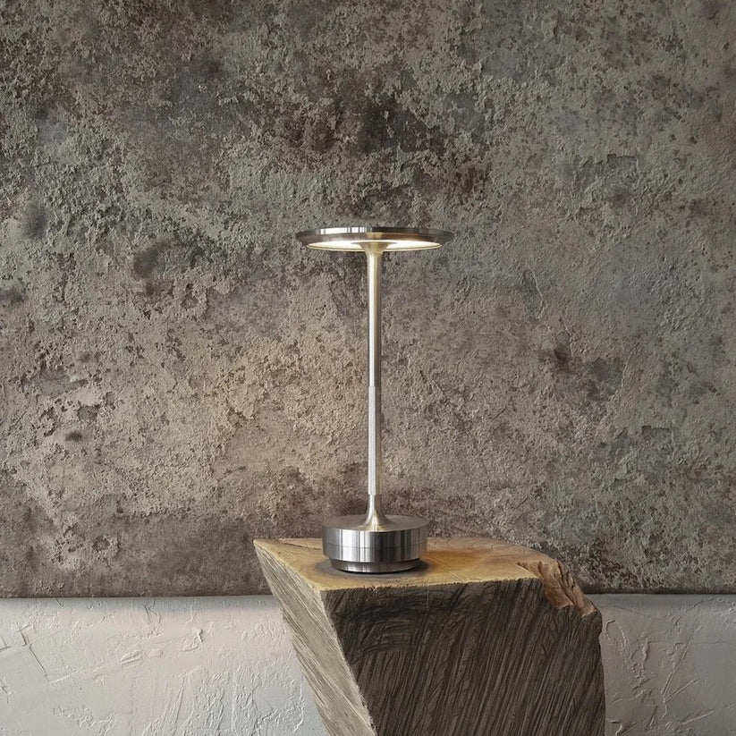 Arwen - Minimalist Wireless Table Lamp with Soft Warm Light
