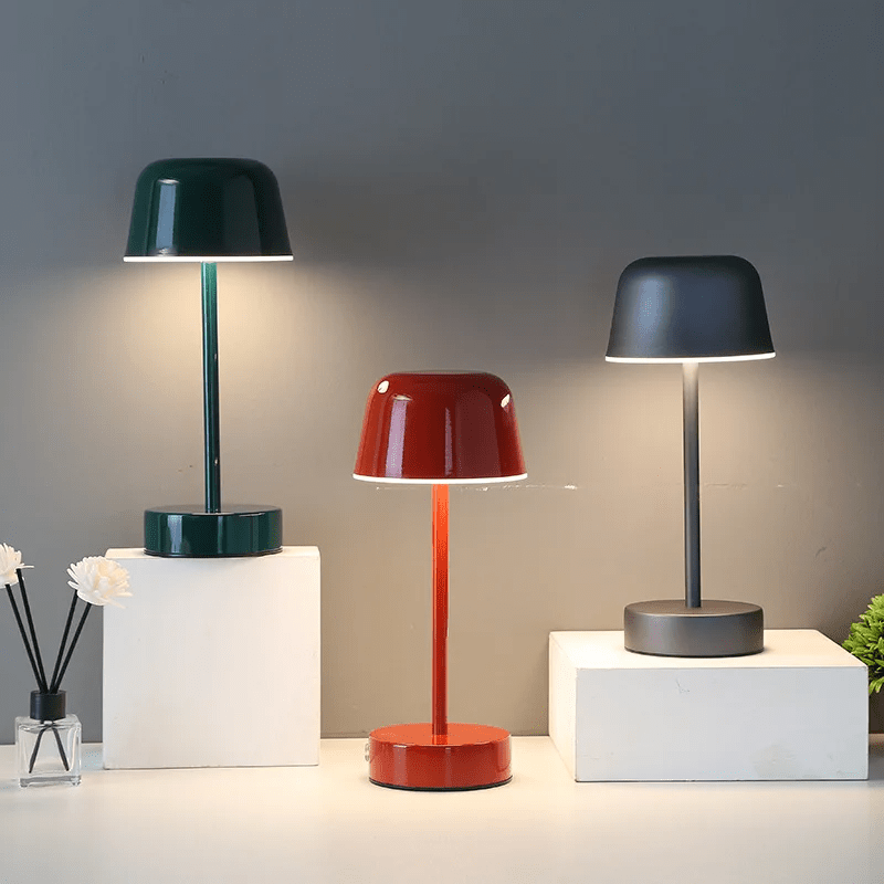 GlintShade - Modern Wireless Table Lamp for Elegant and Cozy Atmosphere